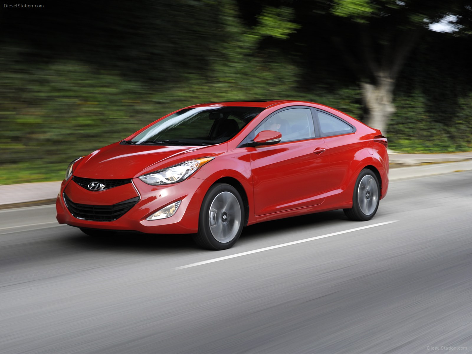 Hyundai Elantra Coupe 2013