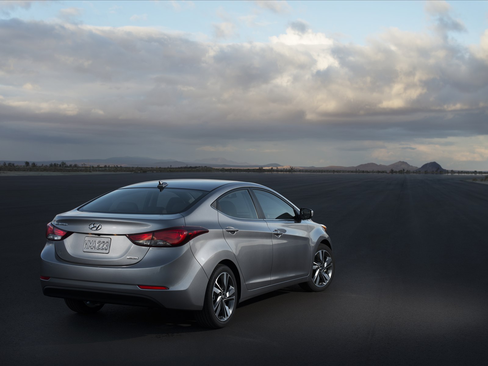 Hyundai Elantra Sedan 2014