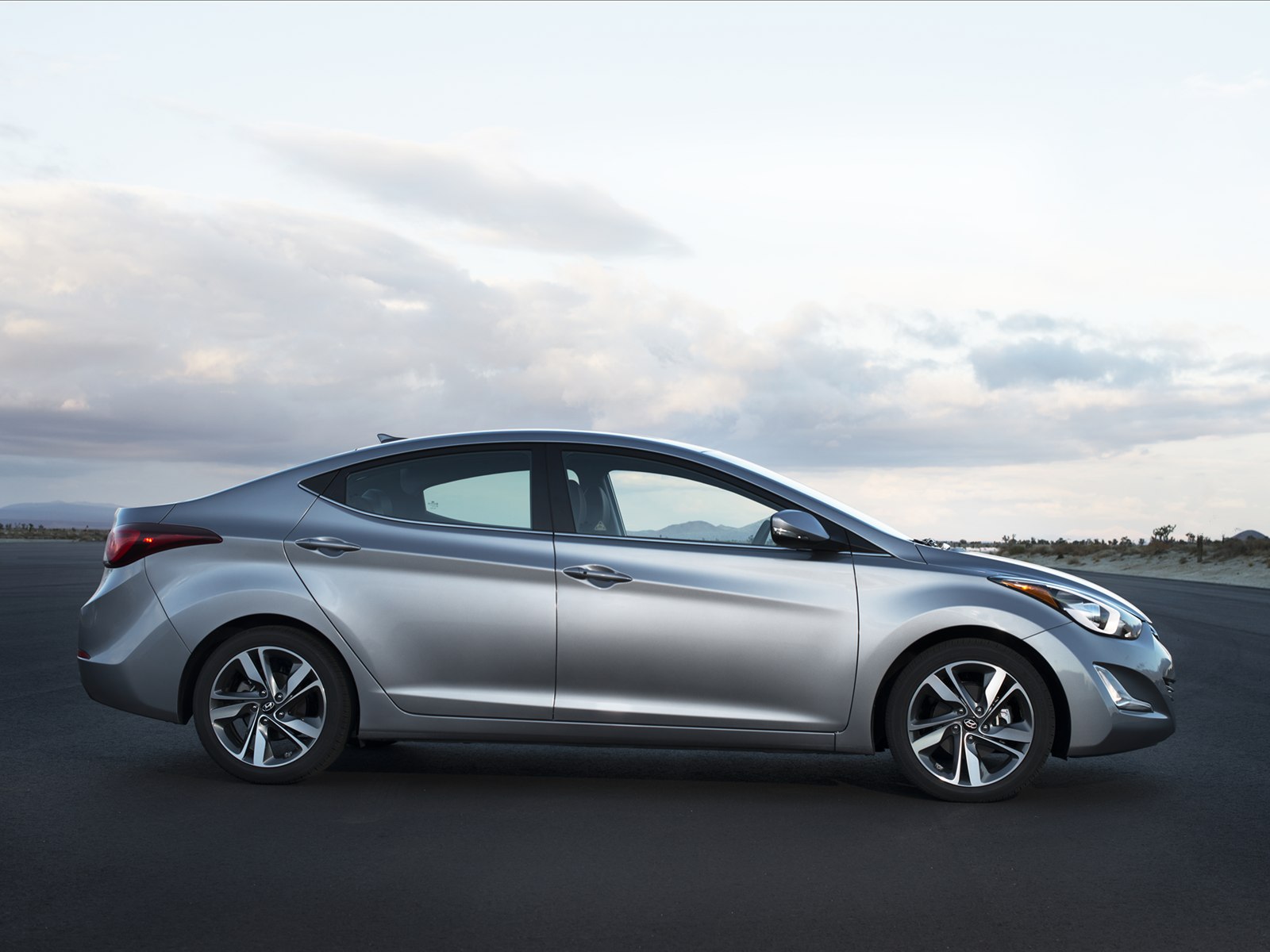 Hyundai Elantra Sedan 2014
