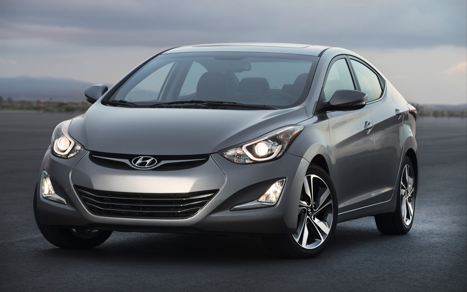 Hyundai Elantra Sedan 2014