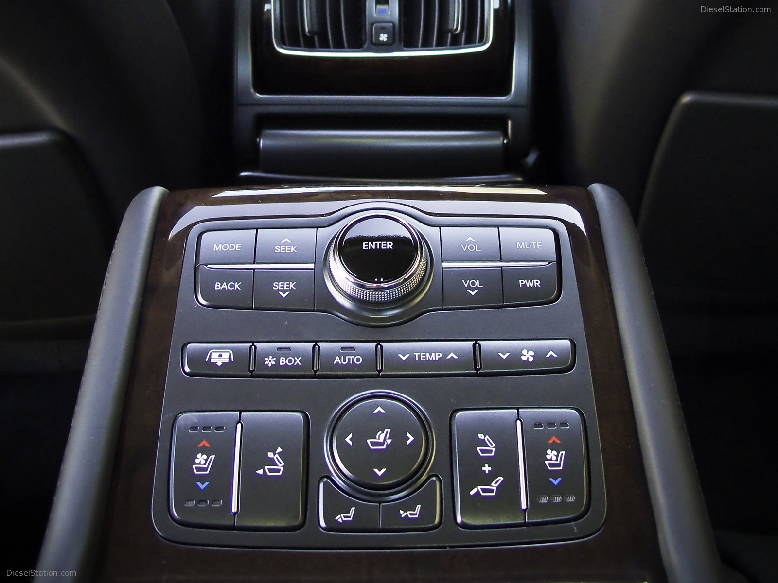 Hyundai Equus 2011