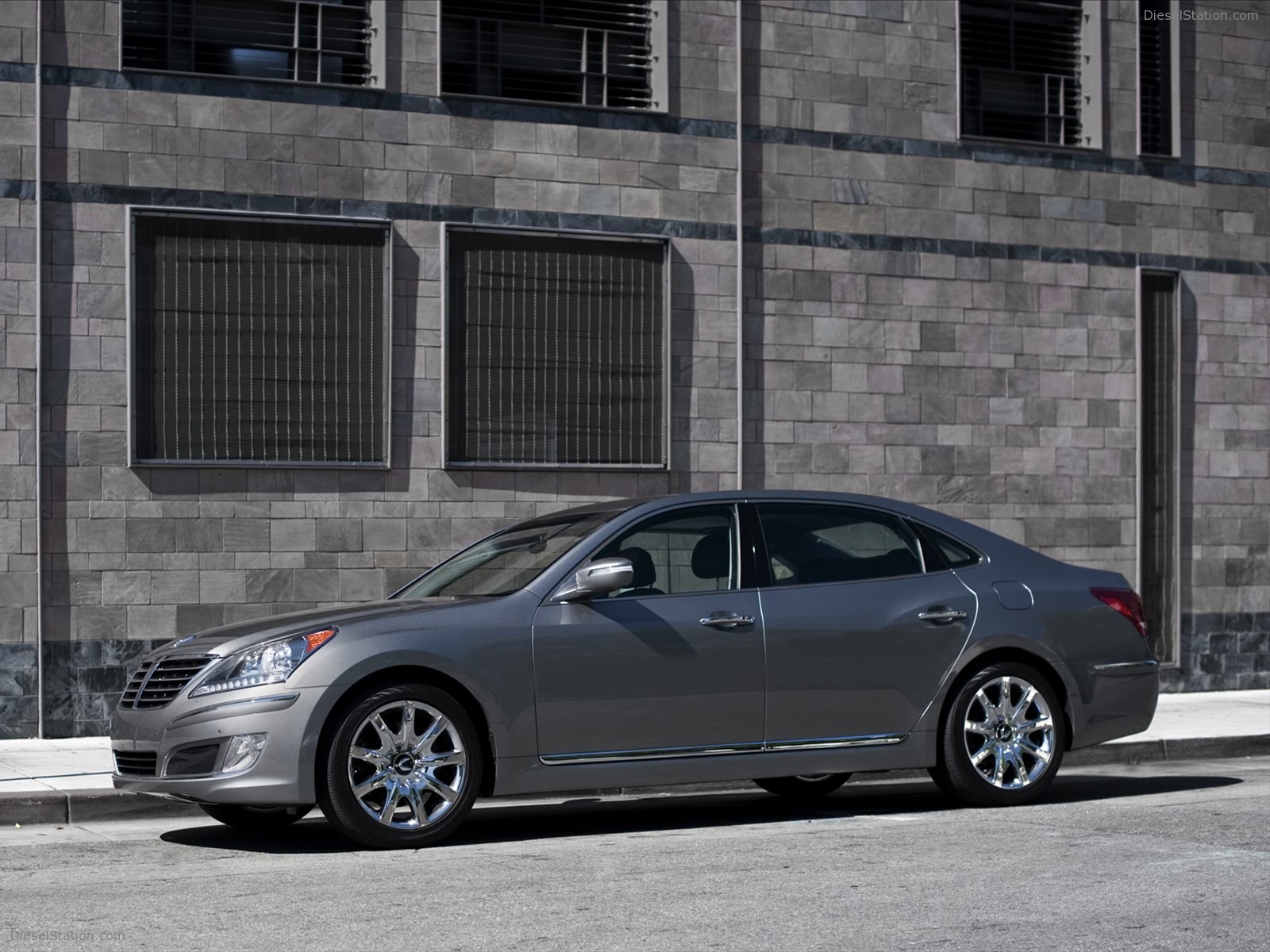 Hyundai Equus 2012