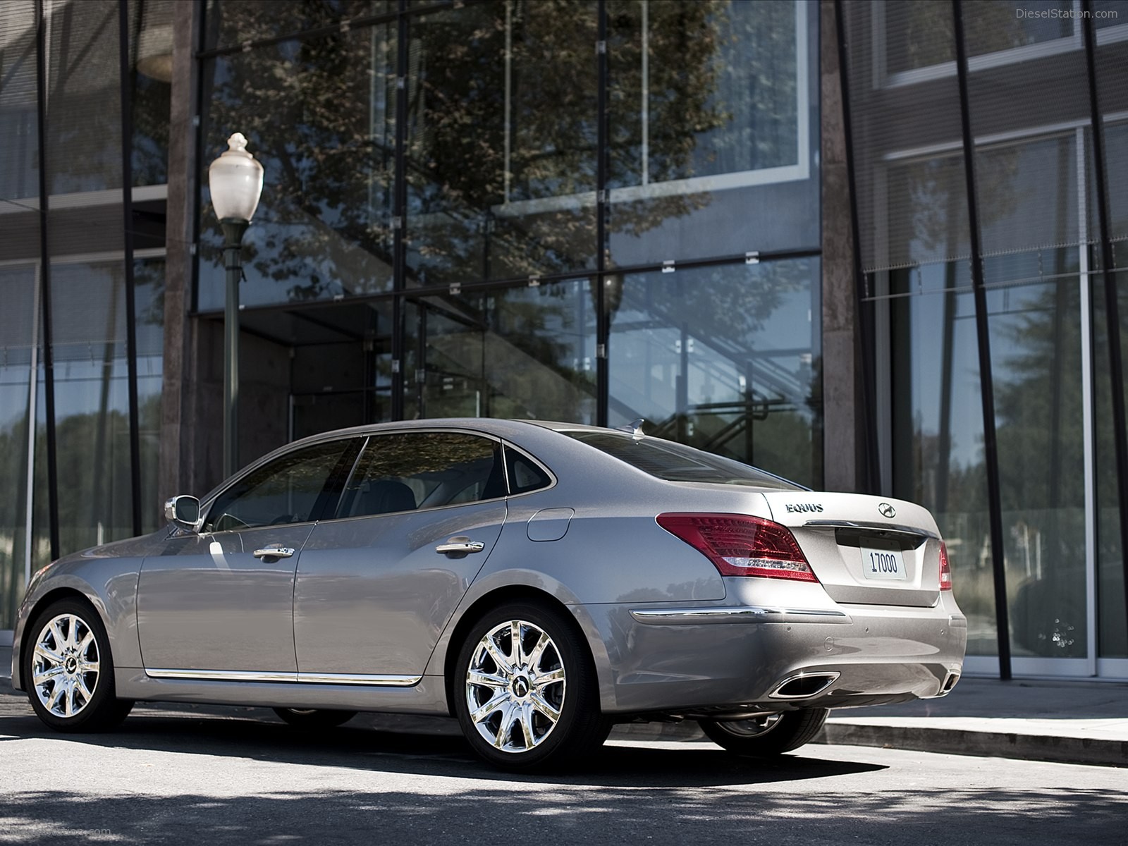 Hyundai Equus 2012
