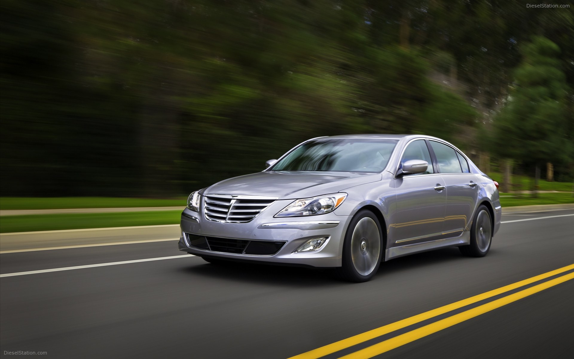Hyundai Genesis 2012