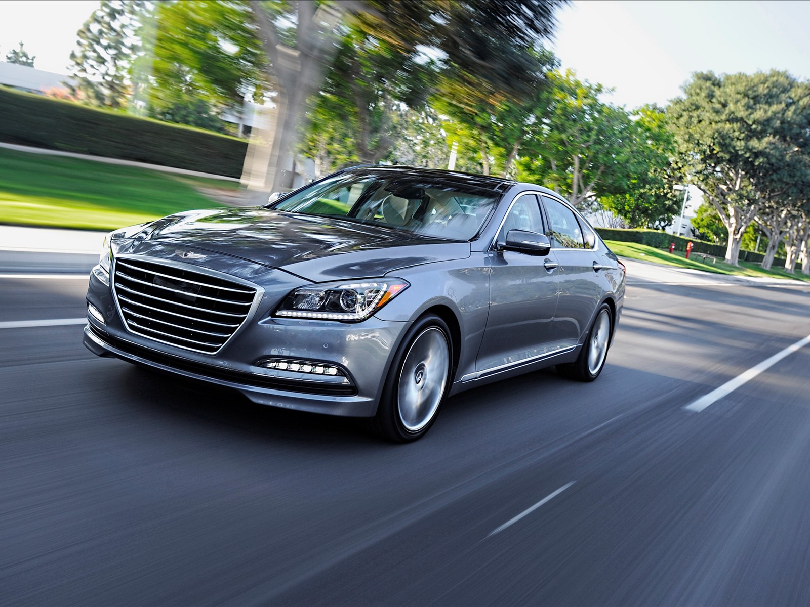 Hyundai Genesis 2015