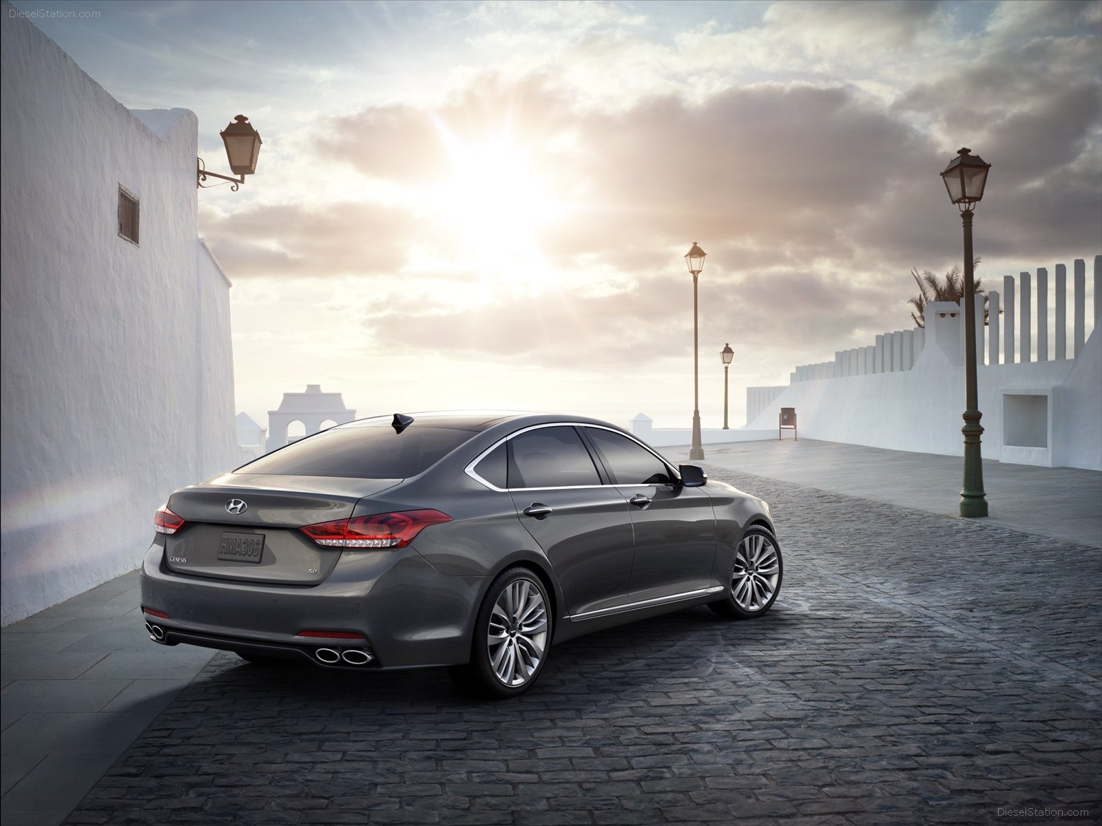 Hyundai Genesis 2015