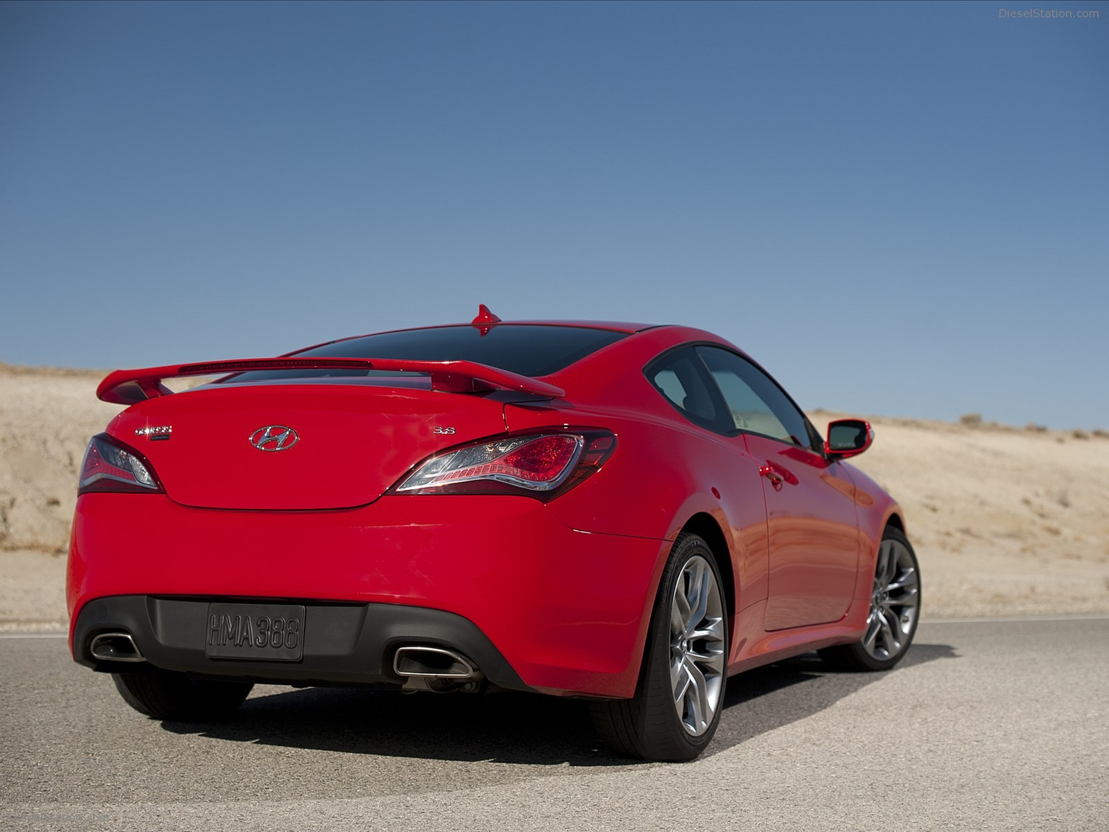 Hyundai Genesis Coupe 2013