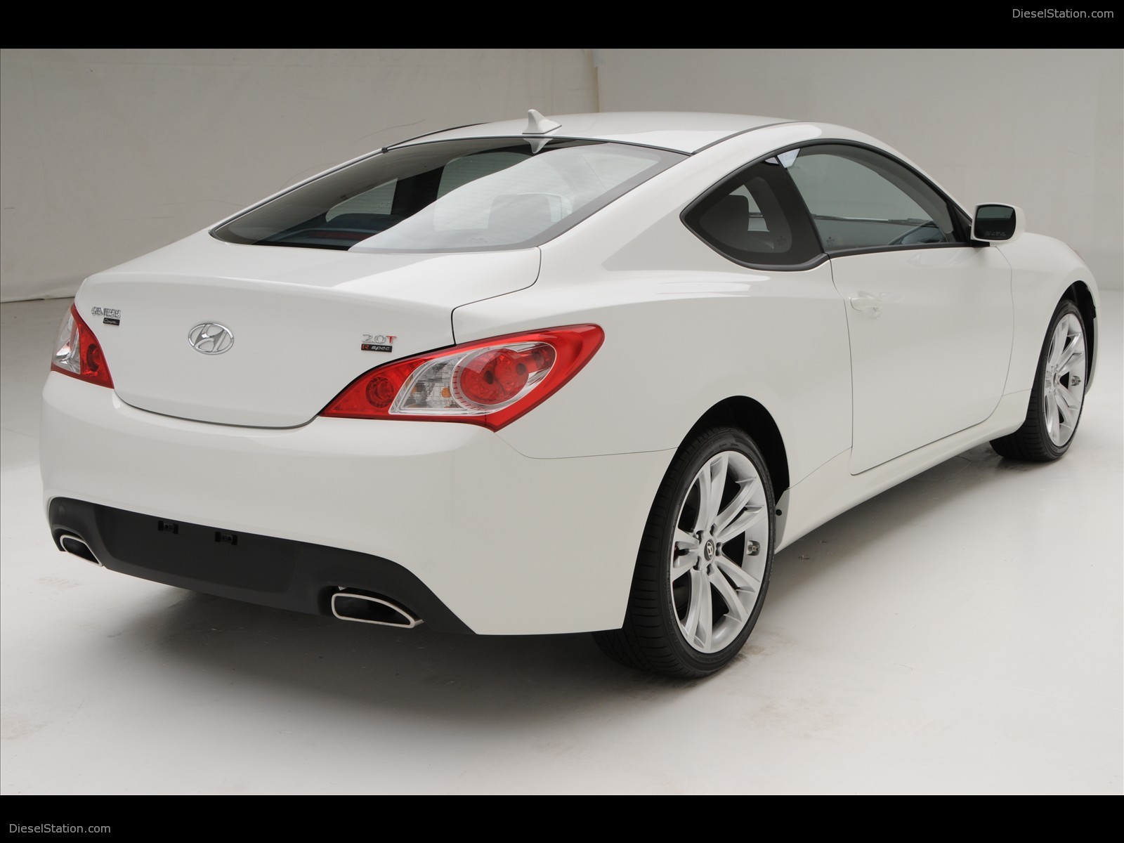 Hyundai Genesis Coupe R-Spec - New Pics Hyundai Genesis Coupe R-Spec - New Pics