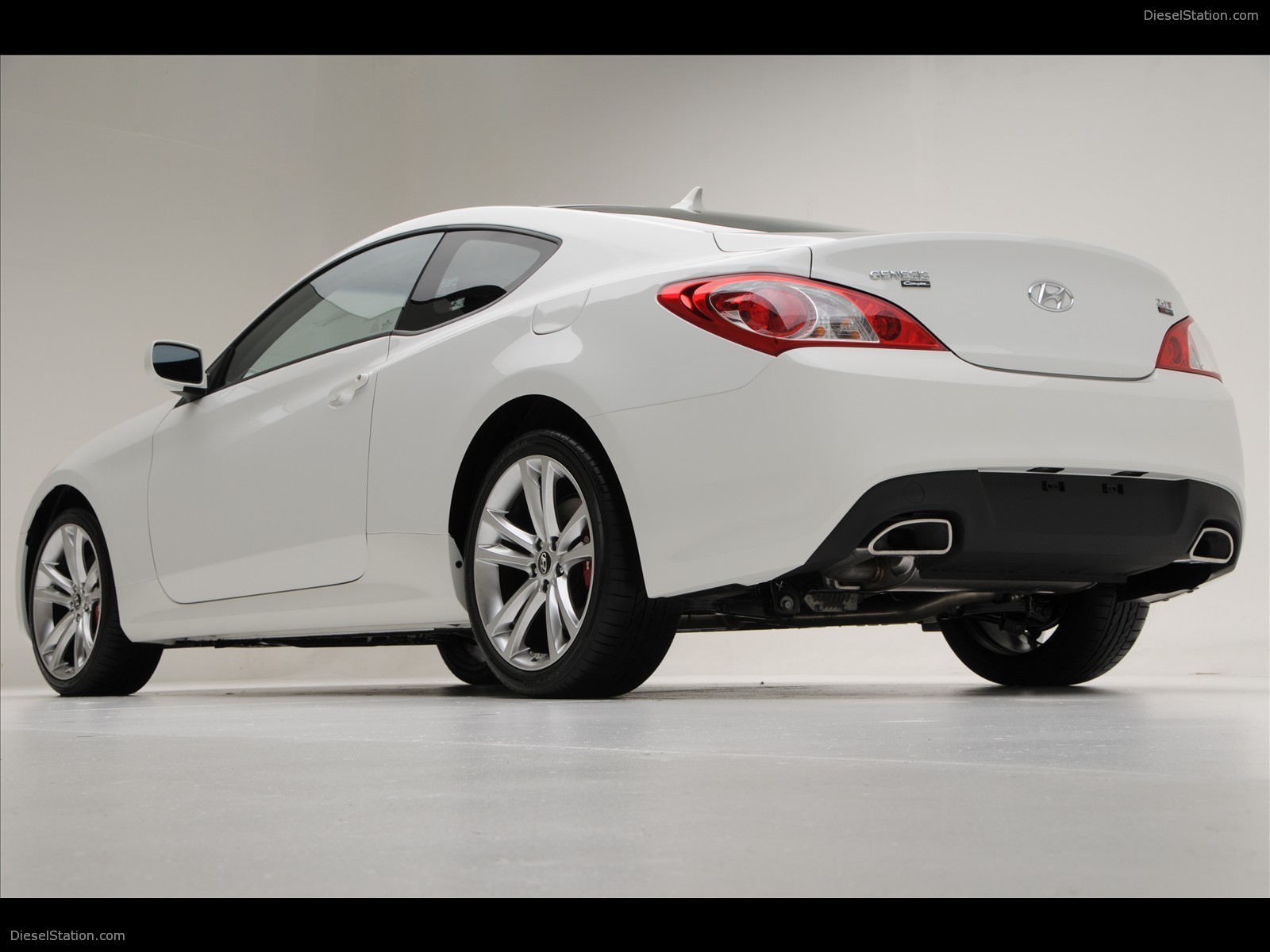 Hyundai Genesis Coupe R-Spec - New Pics Hyundai Genesis Coupe R-Spec - New Pics