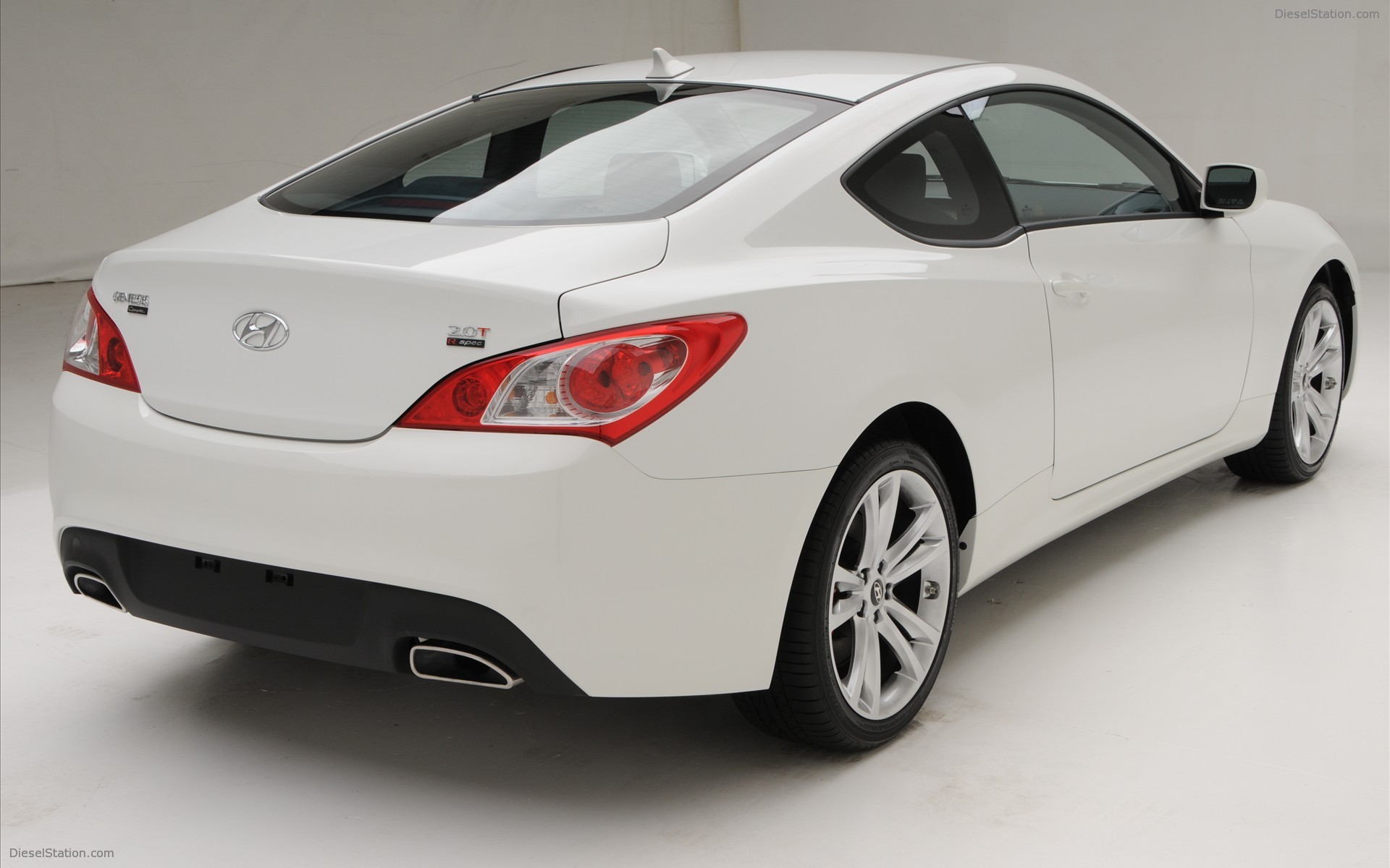 Hyundai Genesis Coupe R-Spec - New Pics Hyundai Genesis Coupe R-Spec - New Pics