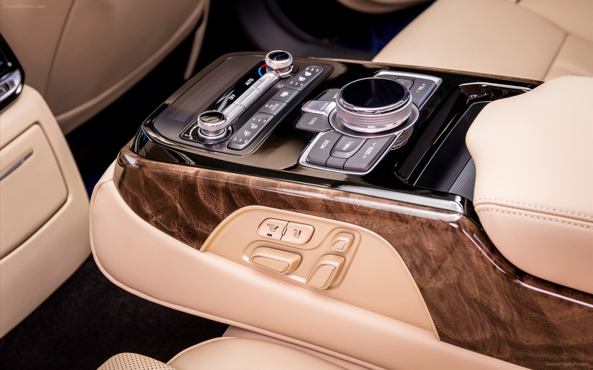 Hyundai Genesis G90 2017