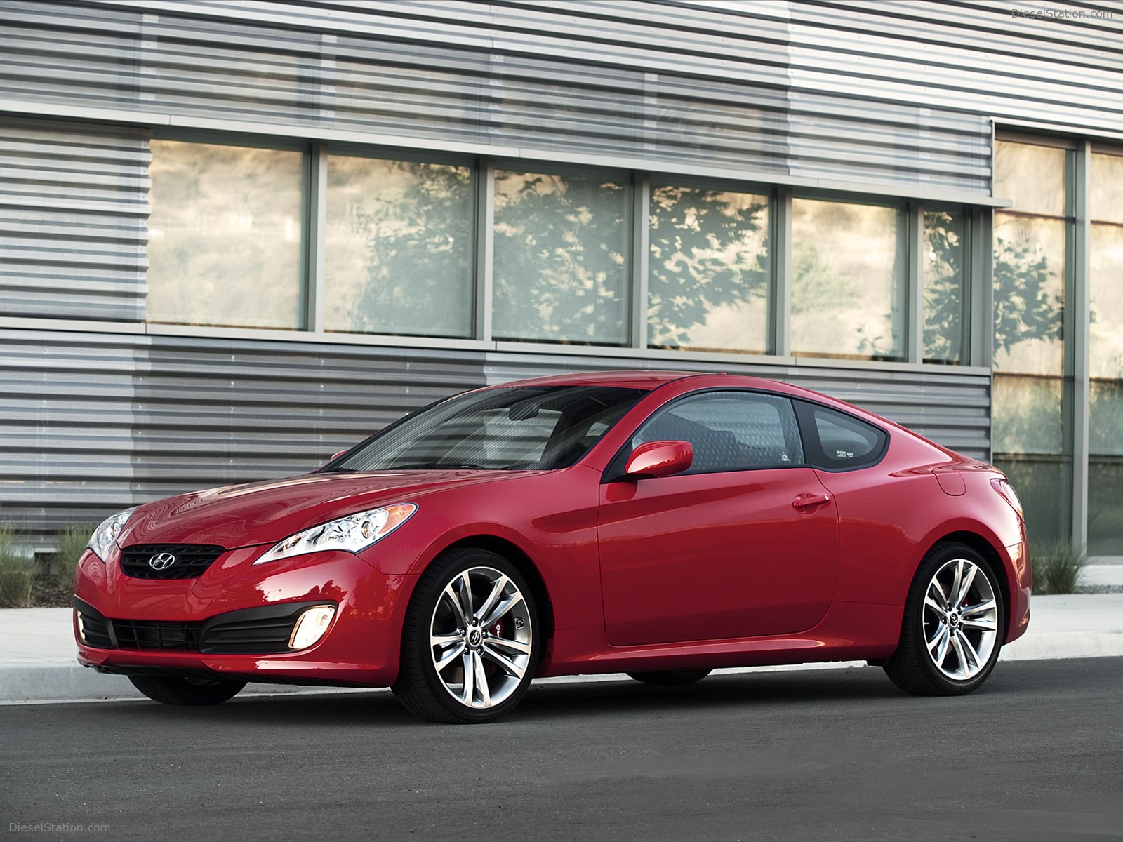 Hyundai Genesis Coupe 2012