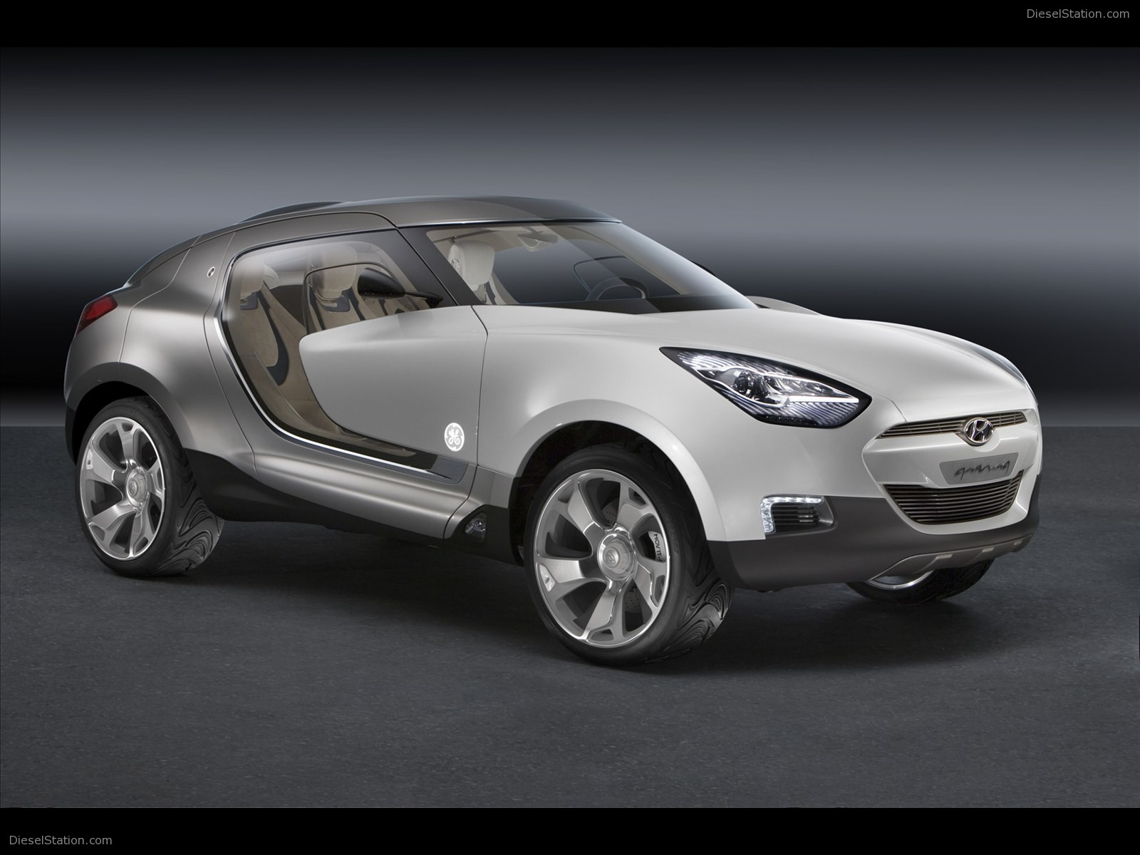 Hyundai QarmaQ Concept
