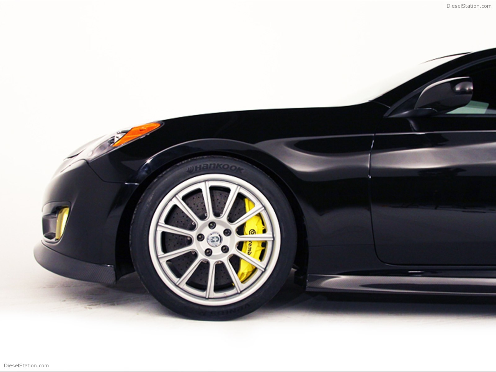 Hyundai RMR RM500 Genesis Coupe 2012