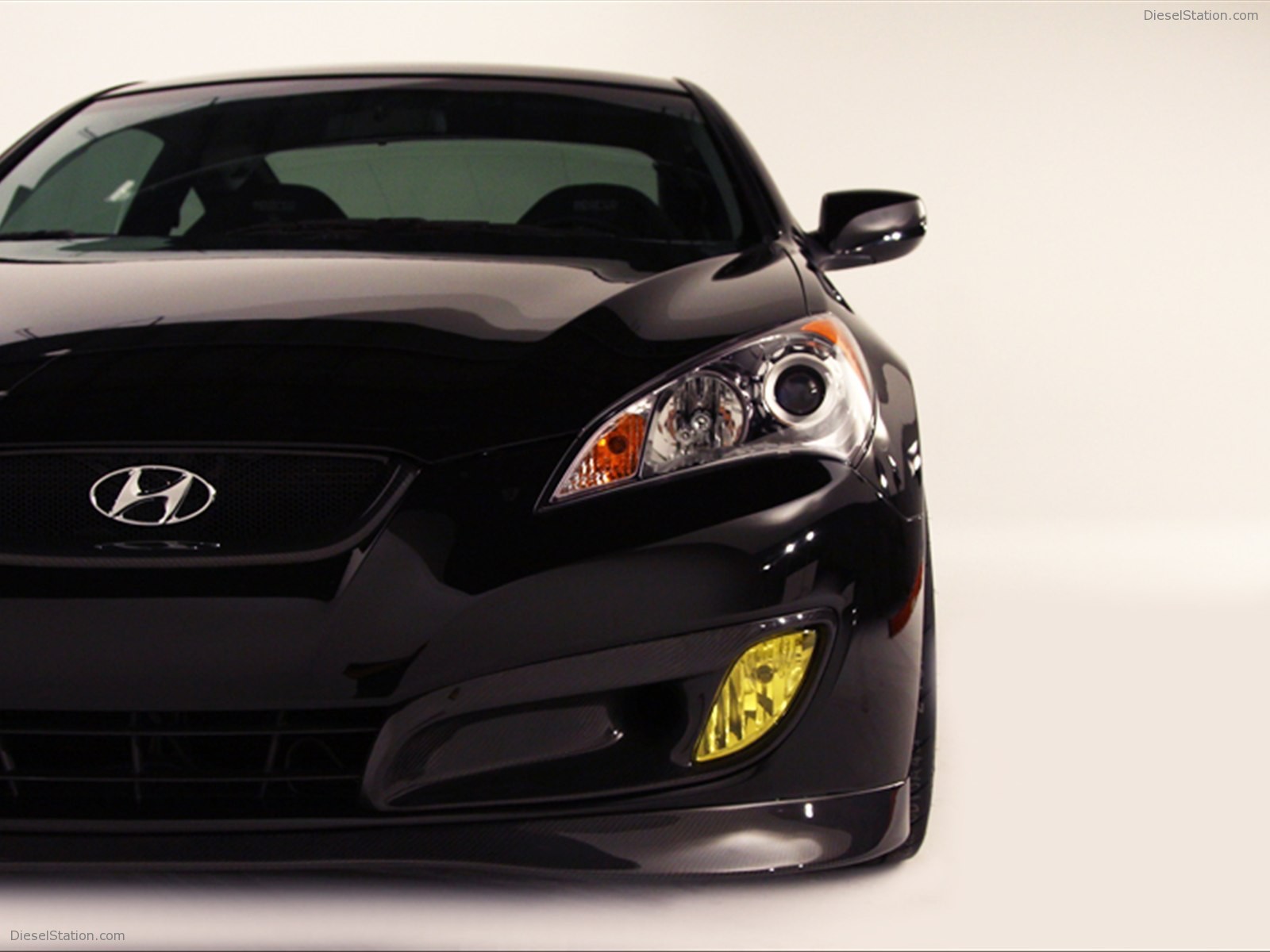 Hyundai RMR RM500 Genesis Coupe 2012