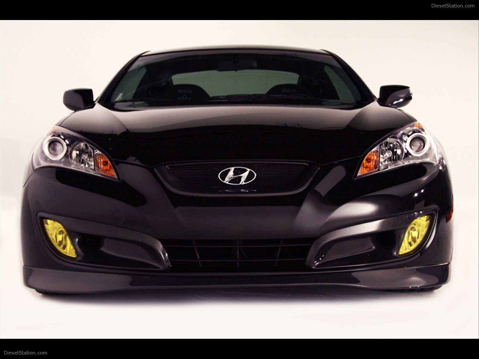 Hyundai RMR RM500 Genesis Coupe 2012