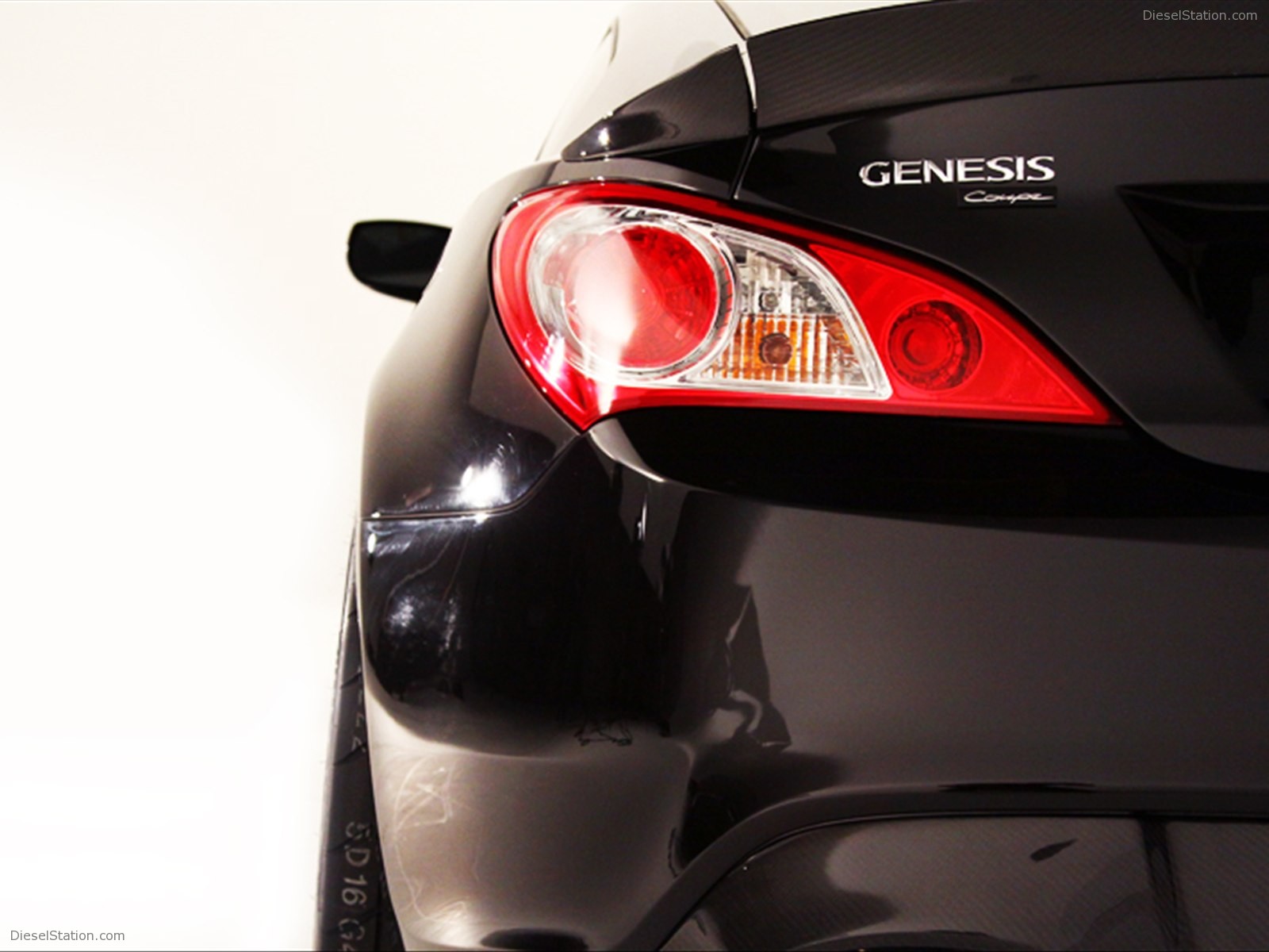 Hyundai RMR RM500 Genesis Coupe 2012