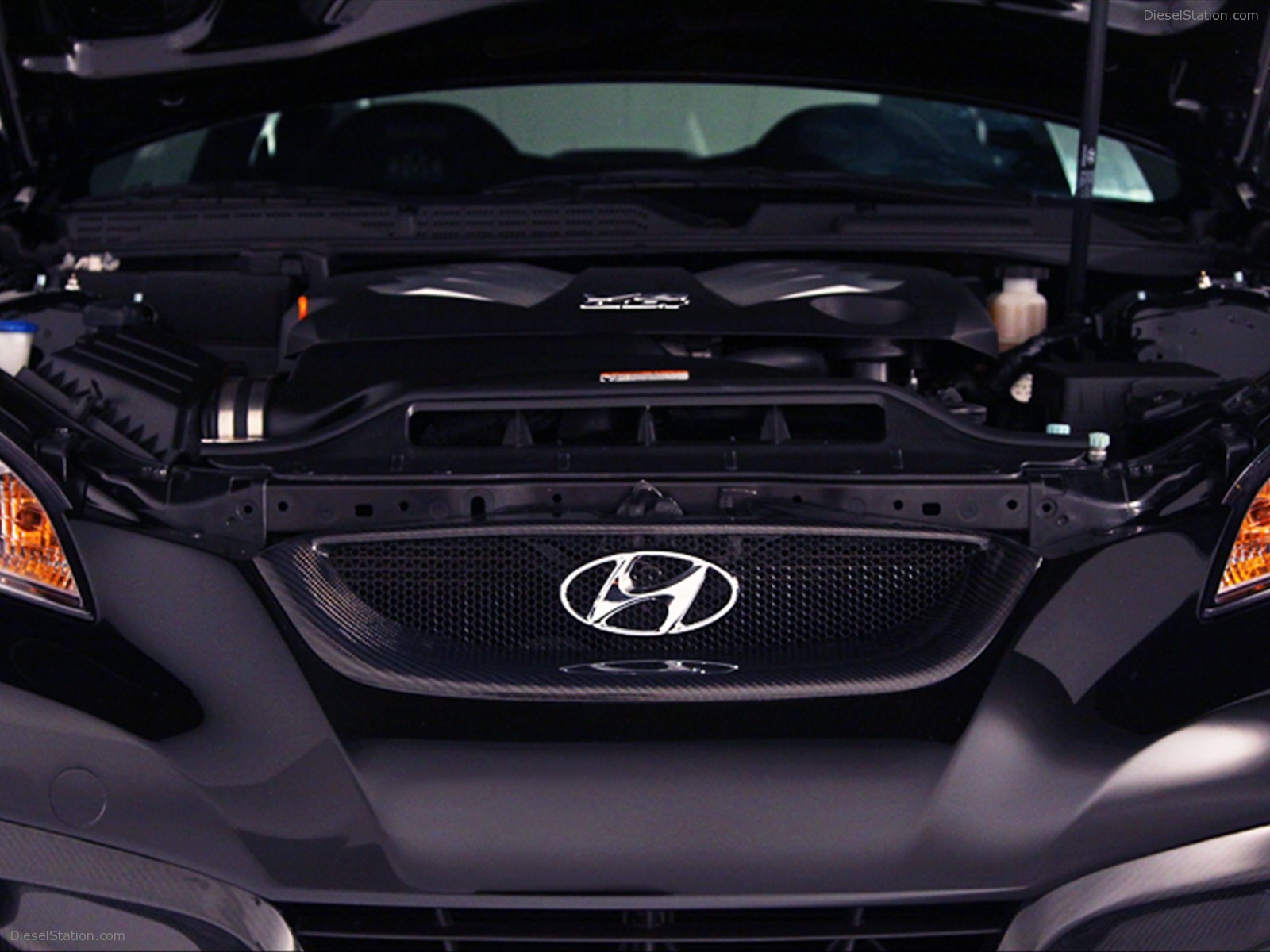 Hyundai RMR RM500 Genesis Coupe 2012