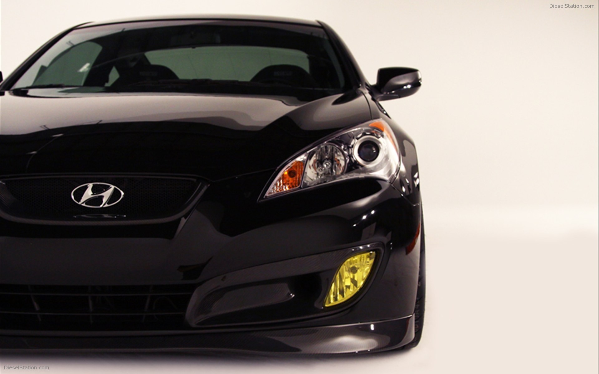 Hyundai RMR RM500 Genesis Coupe 2012