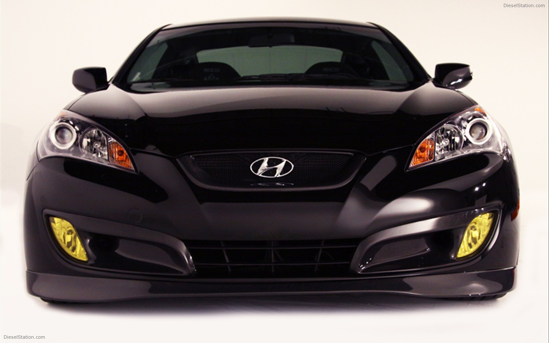 Hyundai RMR RM500 Genesis Coupe 2012