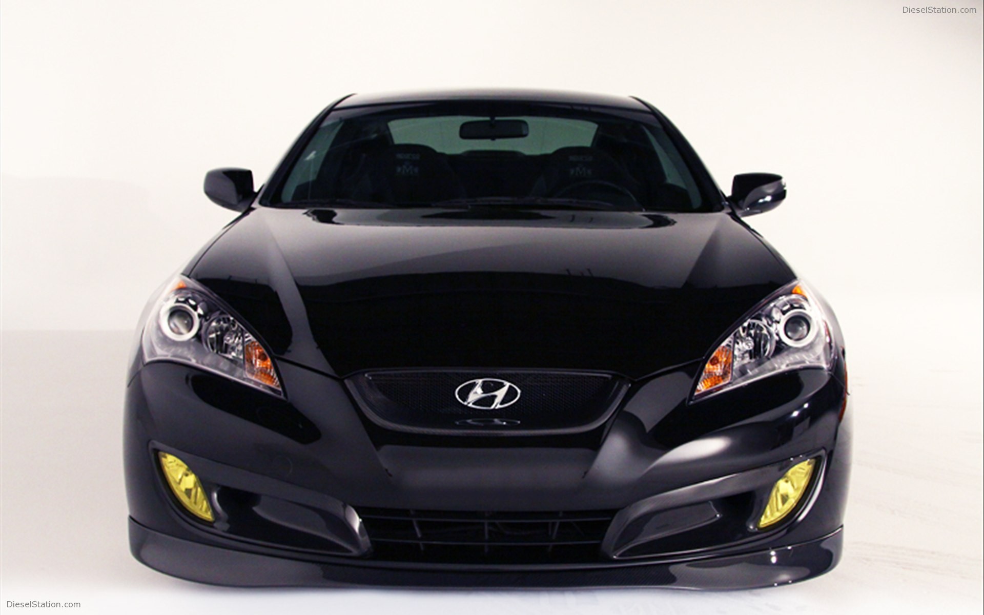 Hyundai RMR RM500 Genesis Coupe 2012