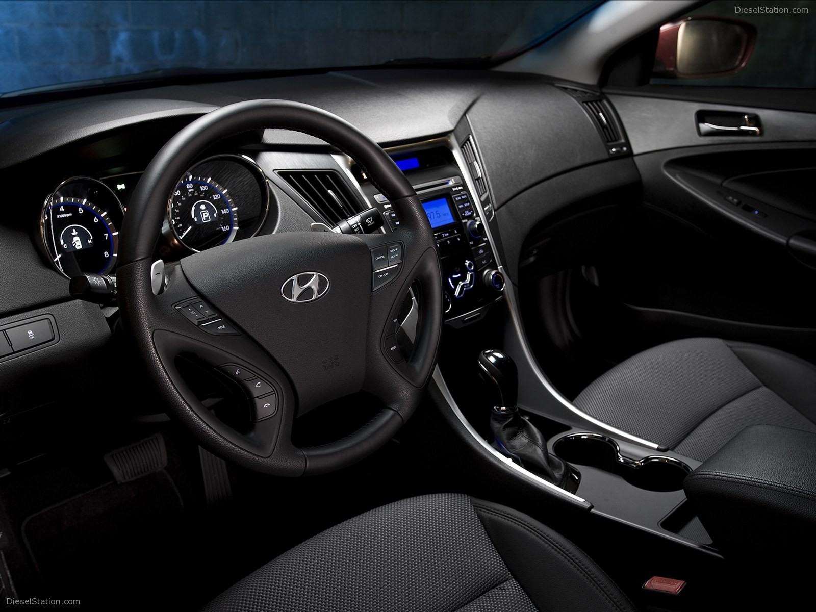 Hyundai Sonata 2012