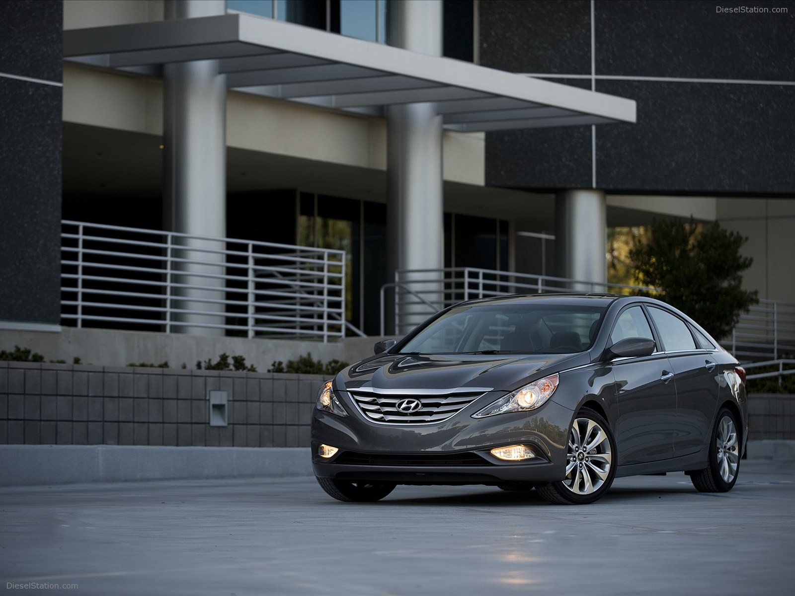 Hyundai Sonata 2012