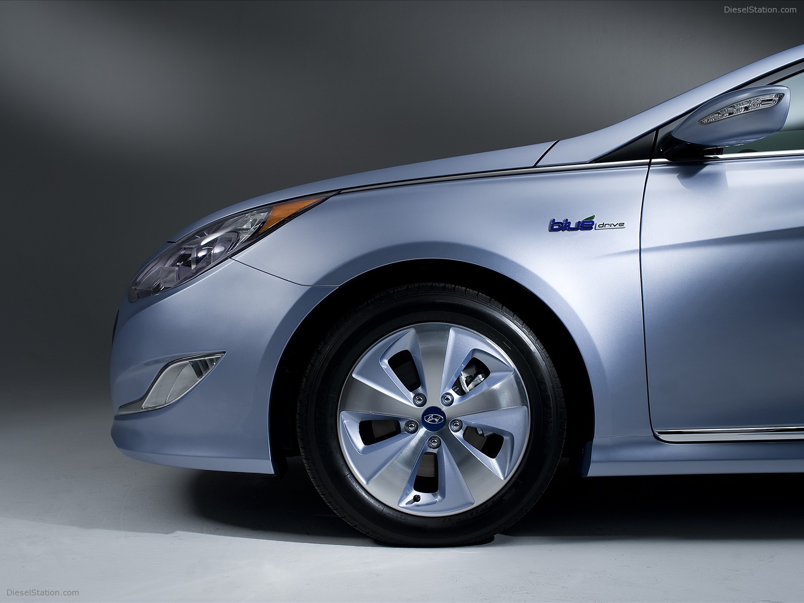 Hyundai Sonata Hybrid 2011