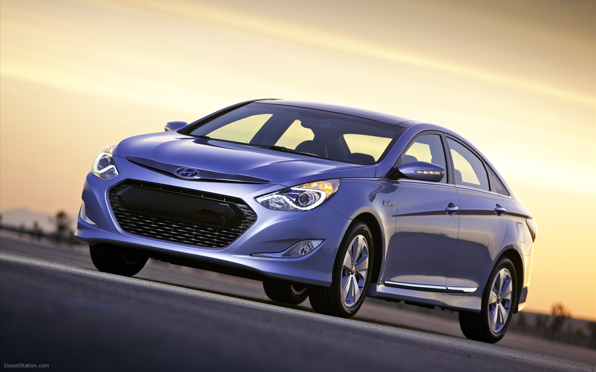 Hyundai Sonata Hybrid 2011