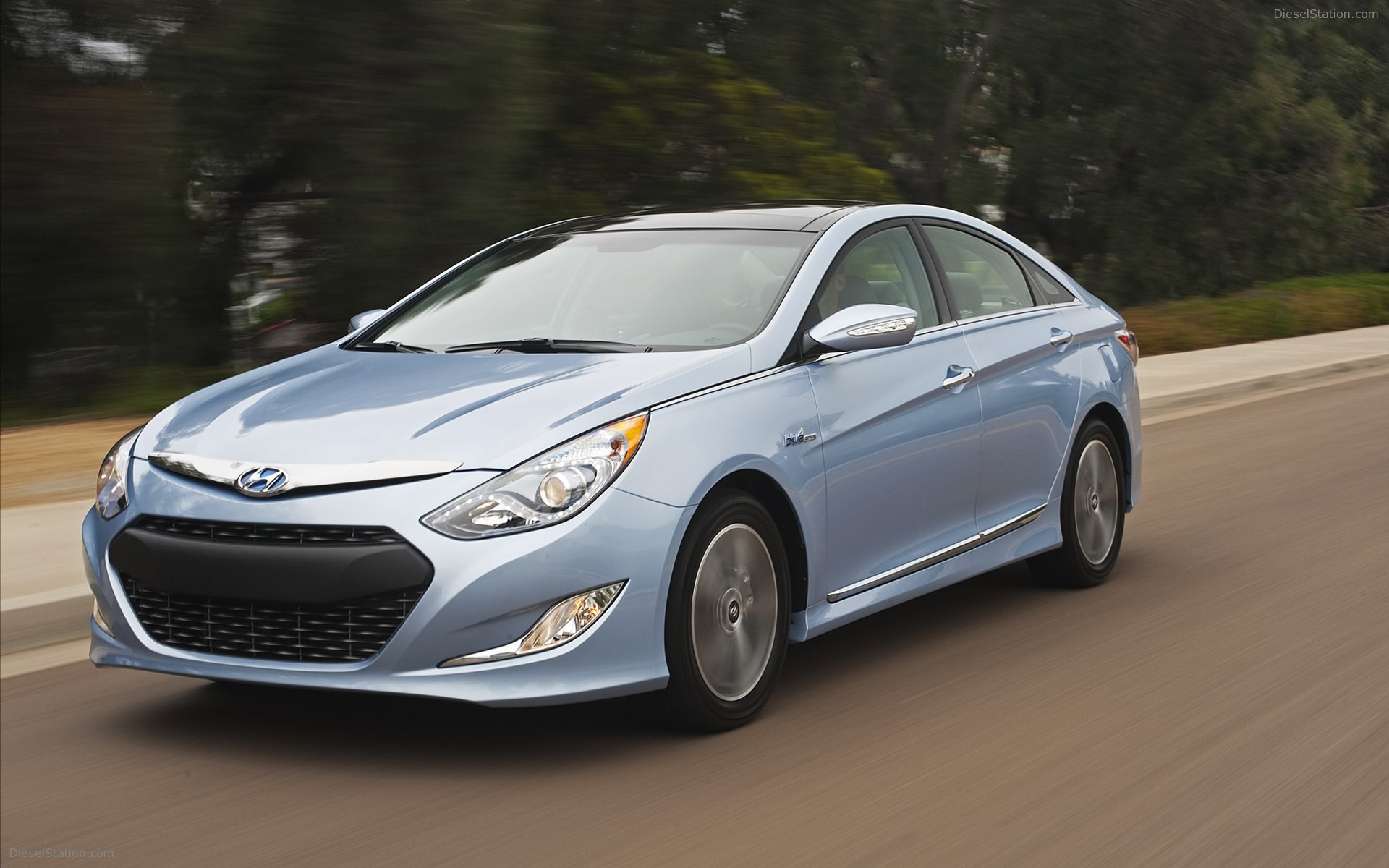 Hyundai Sonata Hybrid 2012