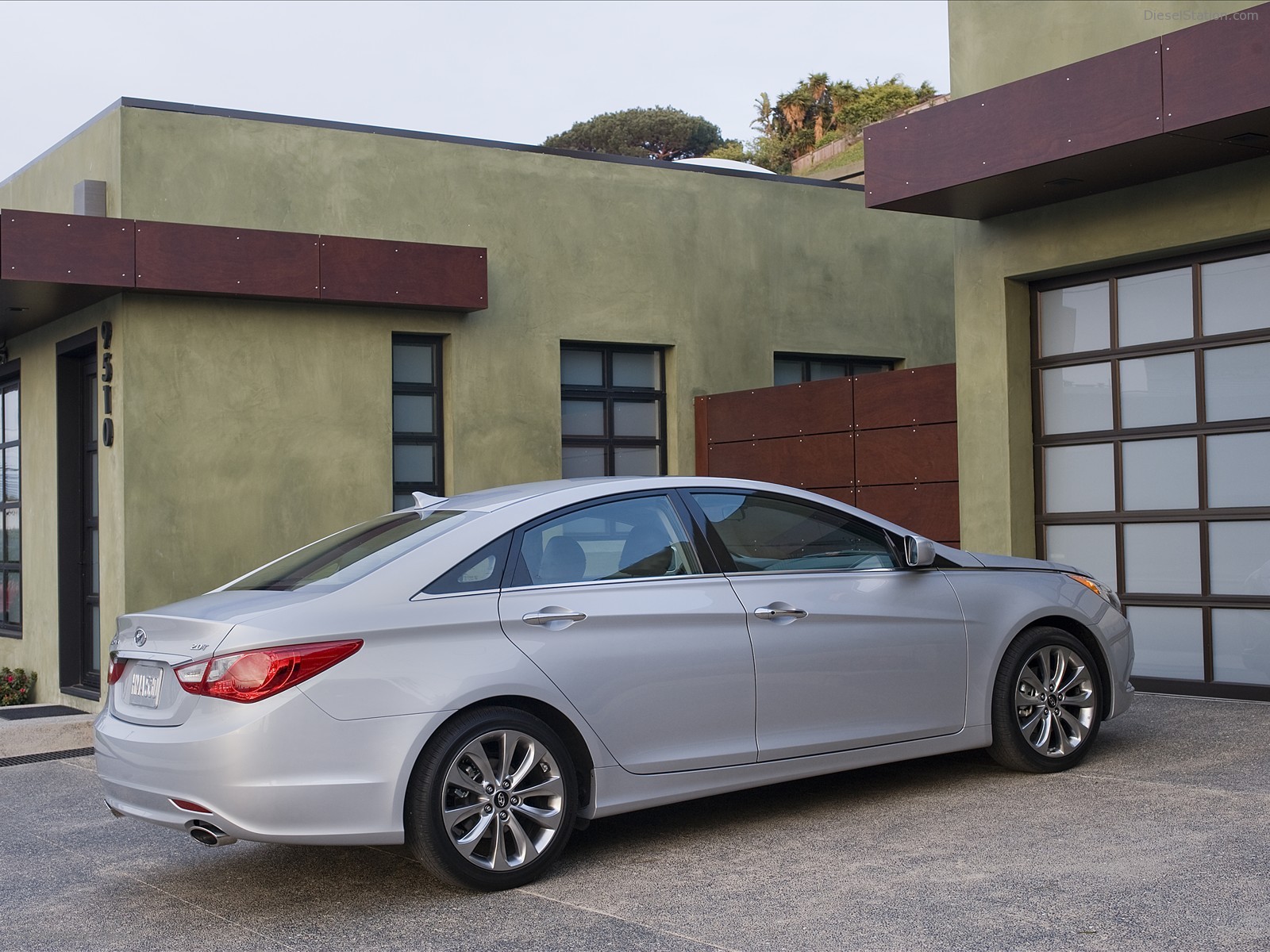 Hyundai Sonata 2.0T 2011