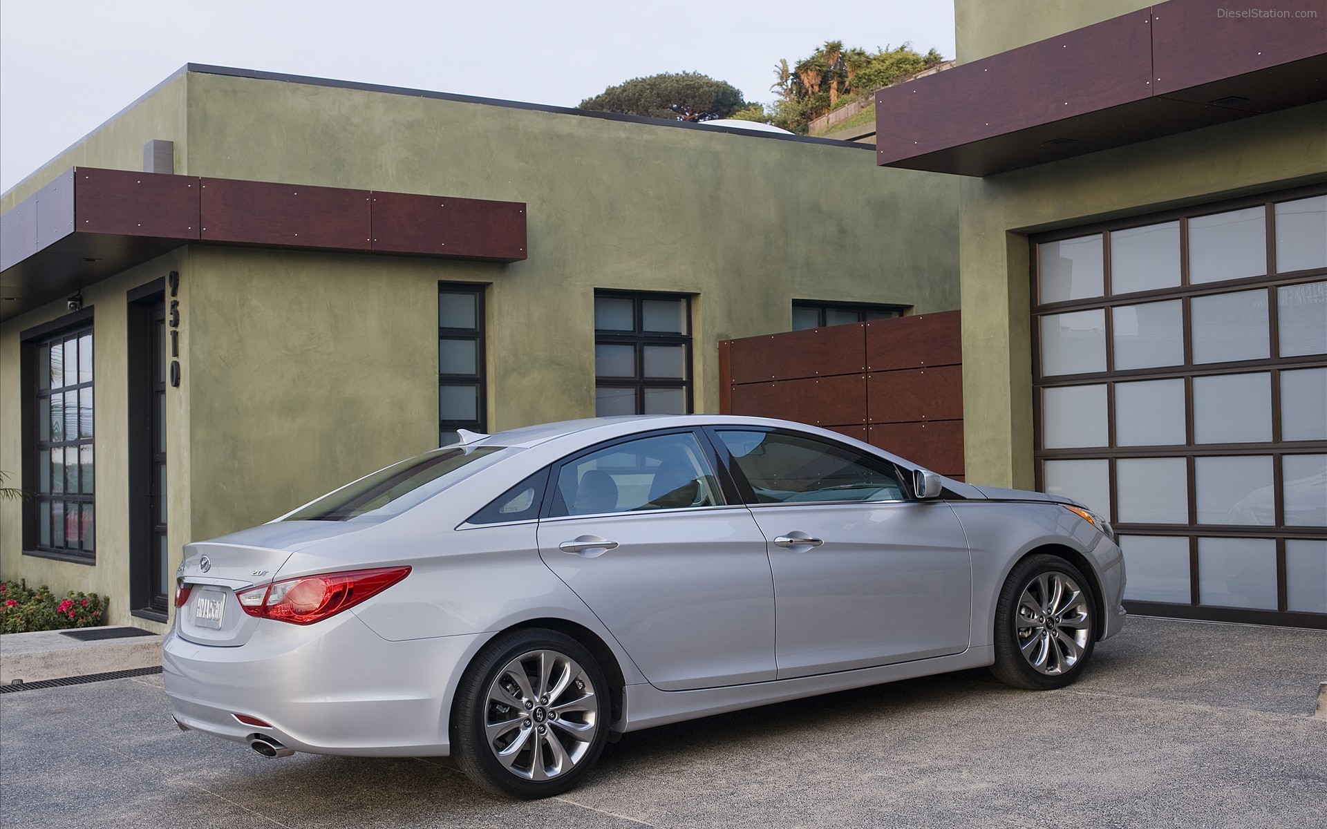 Hyundai Sonata 2.0T 2011