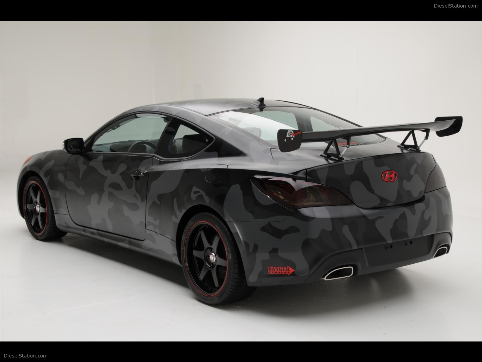 Hyundai Street Concepts Genesis Coupe 