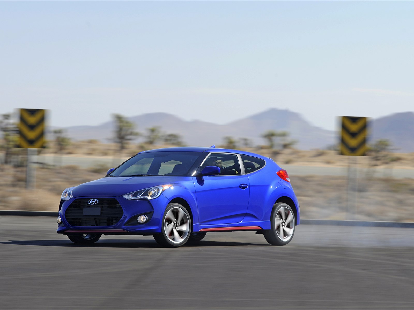 Hyundai Veloster Turbo R-Spec 2014