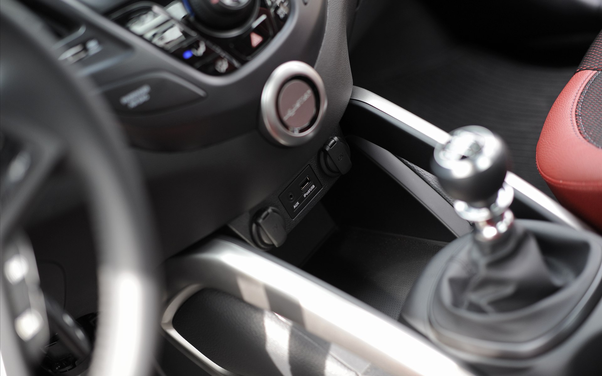 Hyundai Veloster Turbo R-Spec 2014