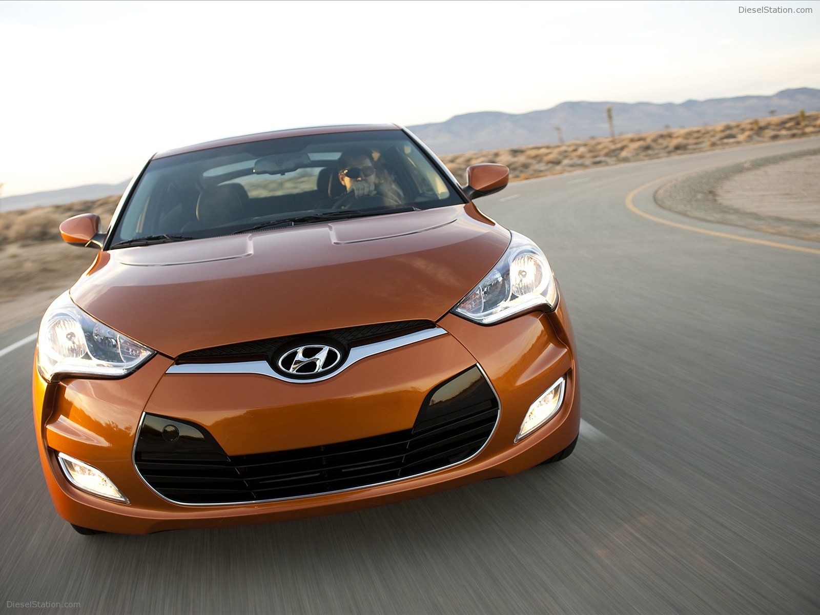 Hyundai Veloster 2012