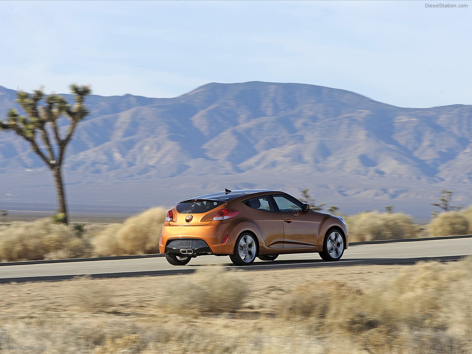 Hyundai Veloster 2012