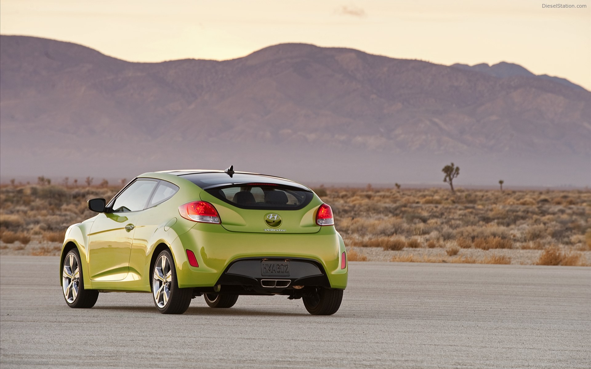 Hyundai Veloster 2012