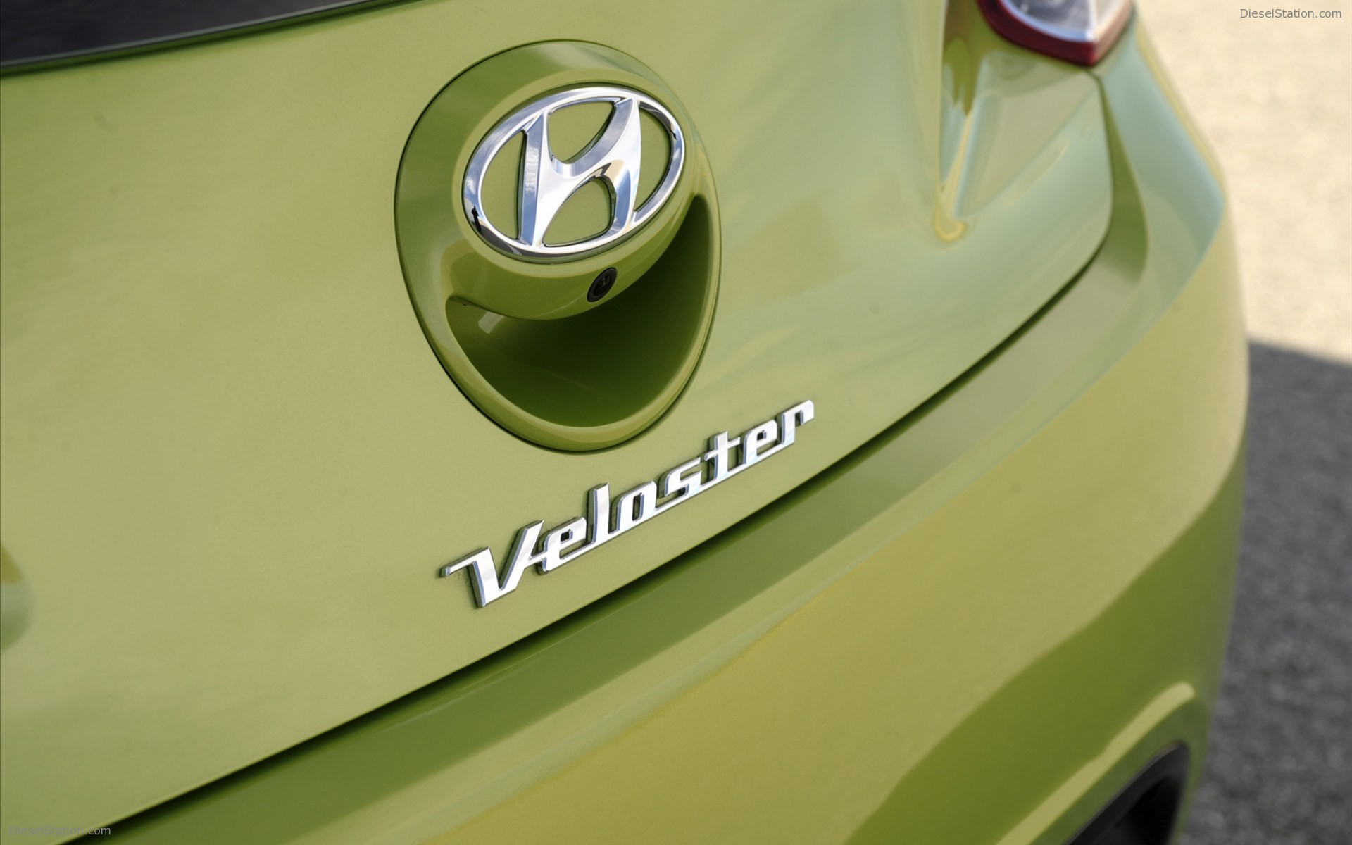 Hyundai Veloster 2012