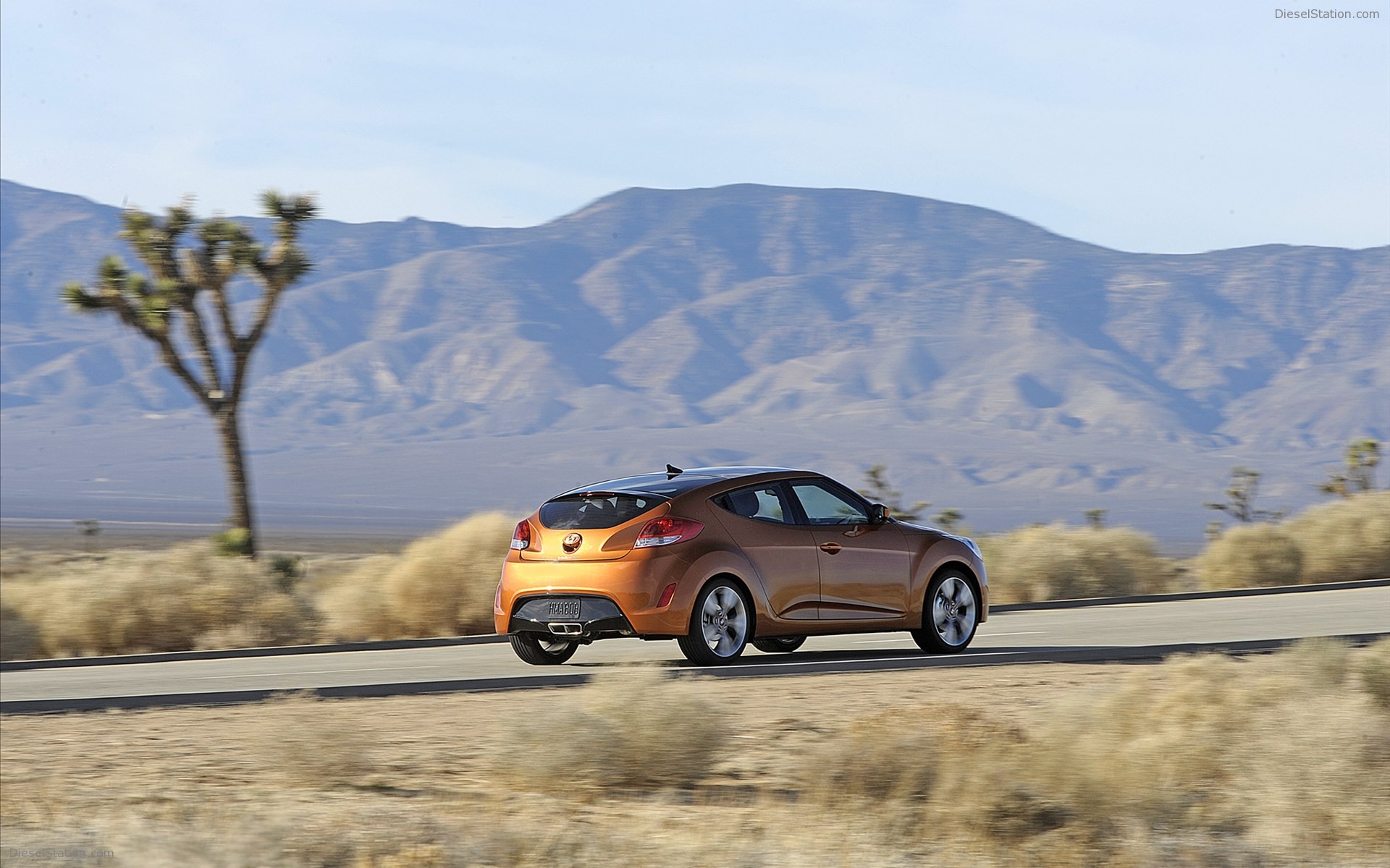 Hyundai Veloster 2012