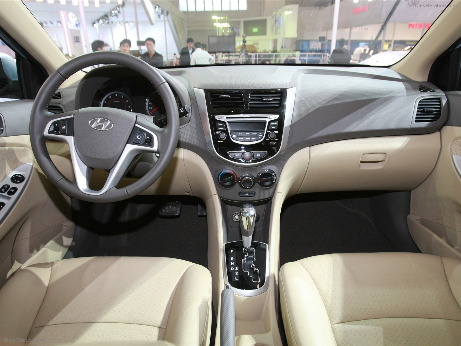 Hyundai Verna 2011