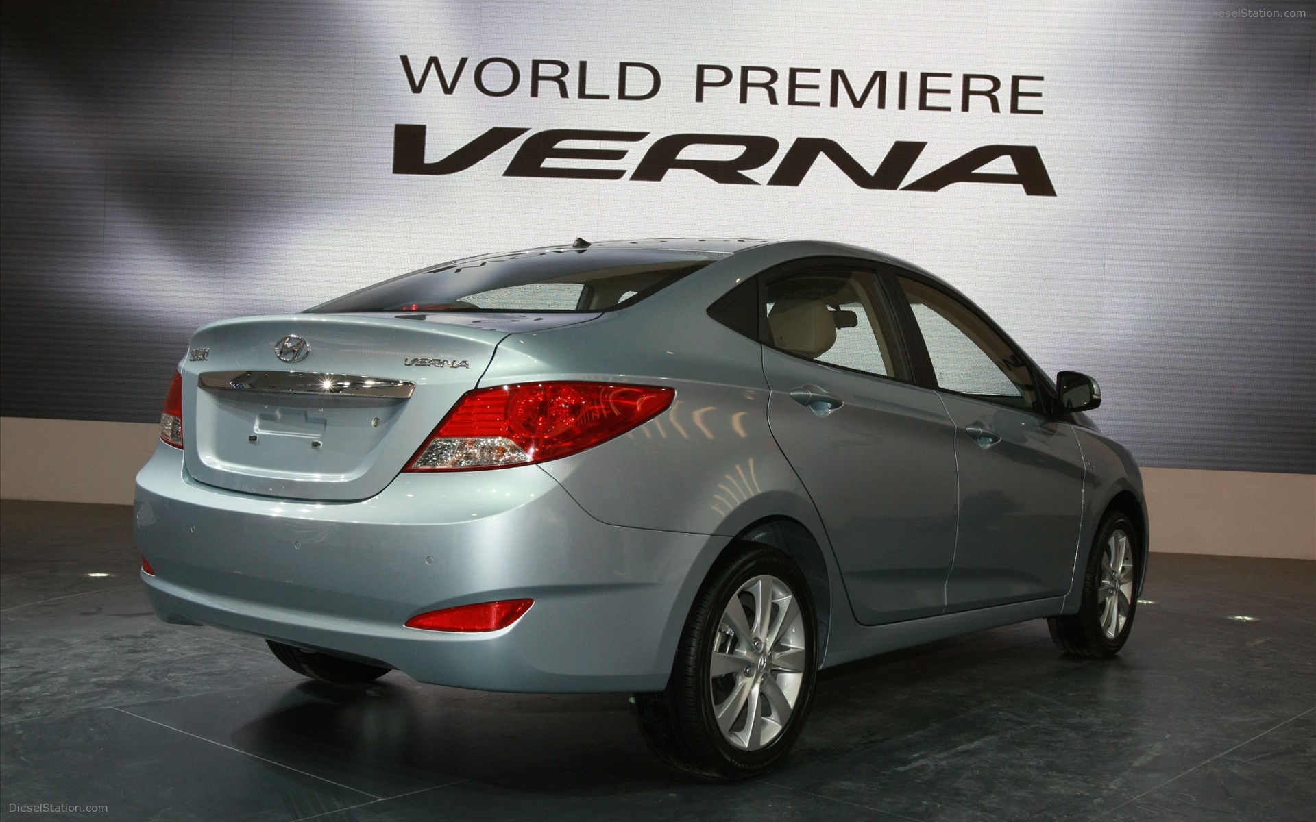 Hyundai Verna 2011