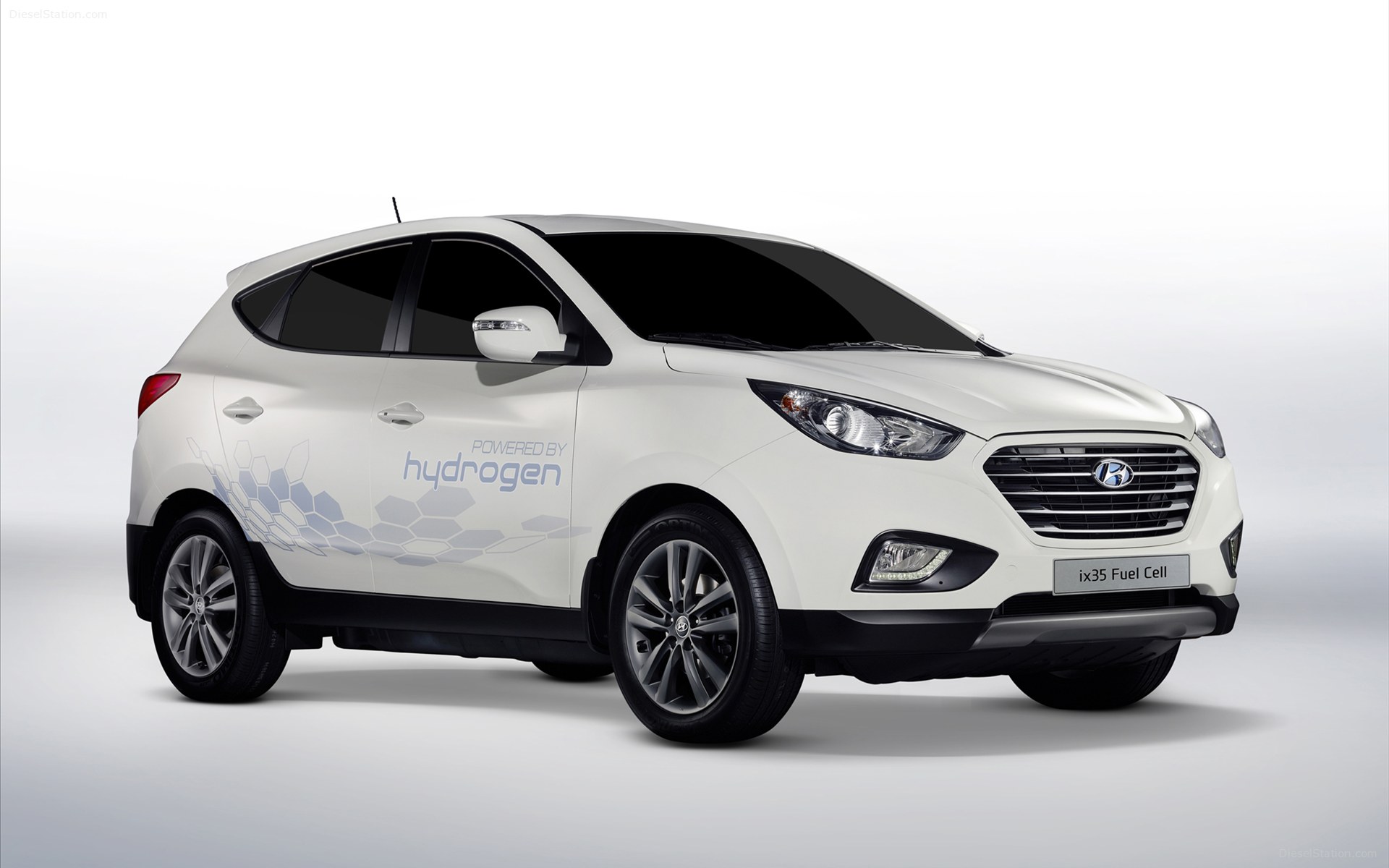 Hyundai ix35 Fuel Cell 2013