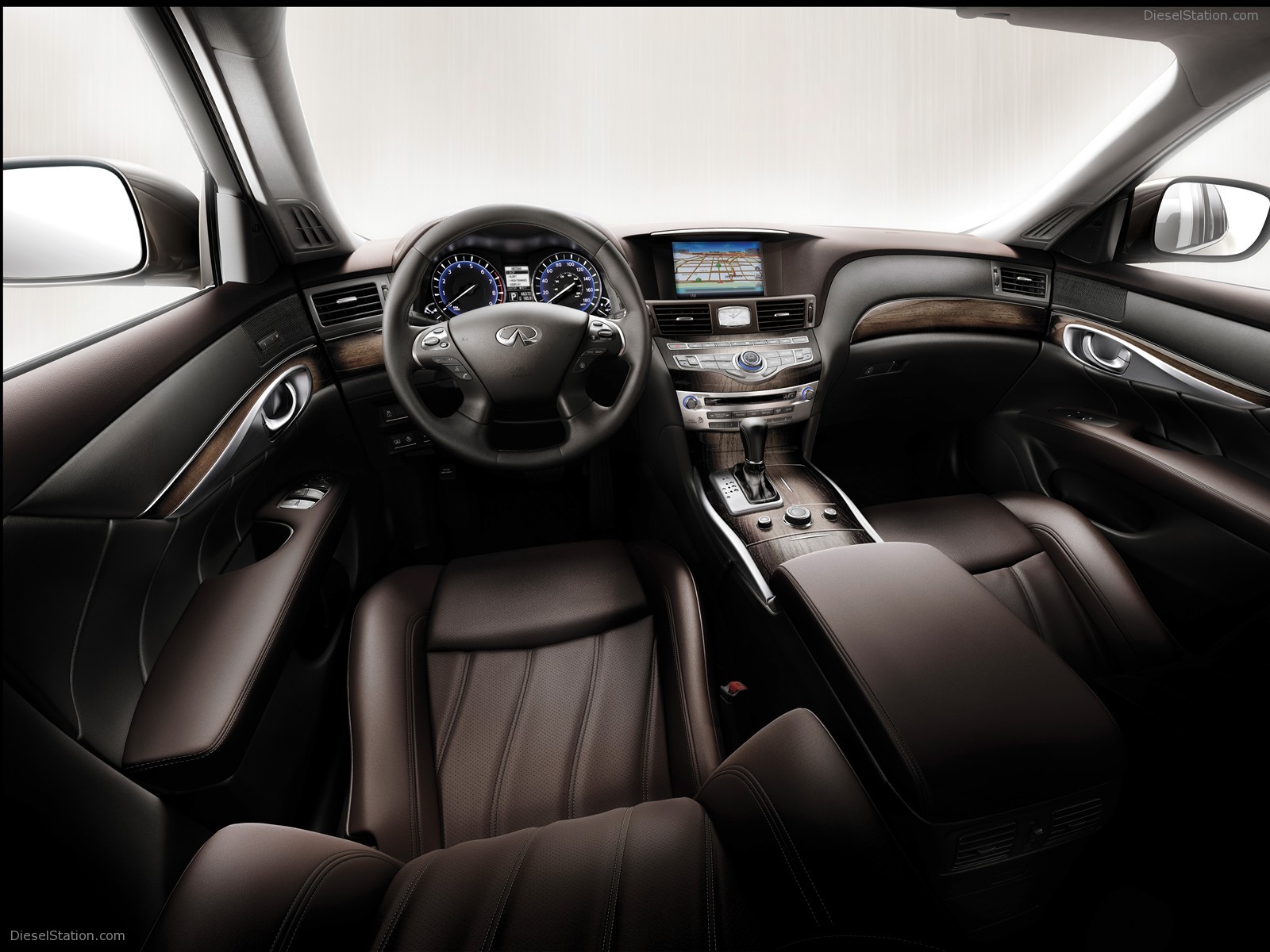 2011 Infiniti M