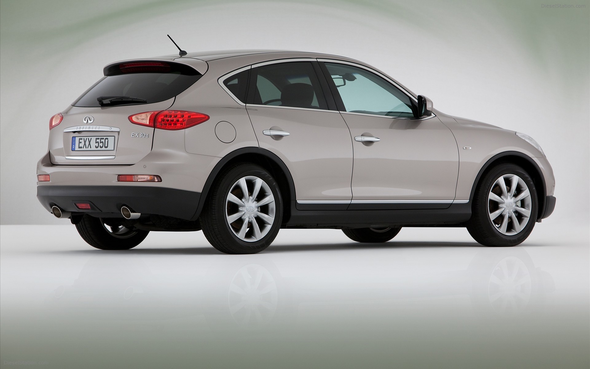 Infiniti EX30d 2010
