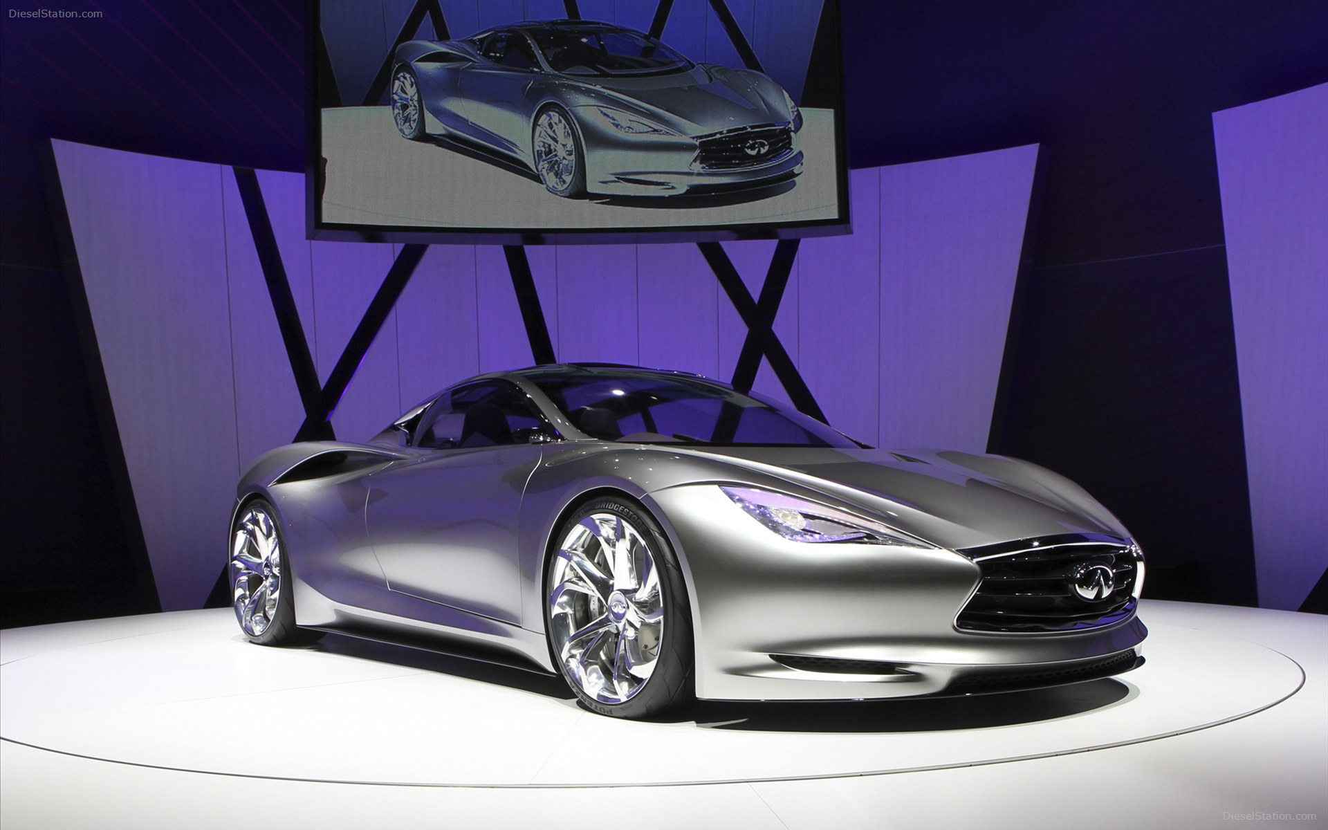 Infiniti Emerg-E 2013