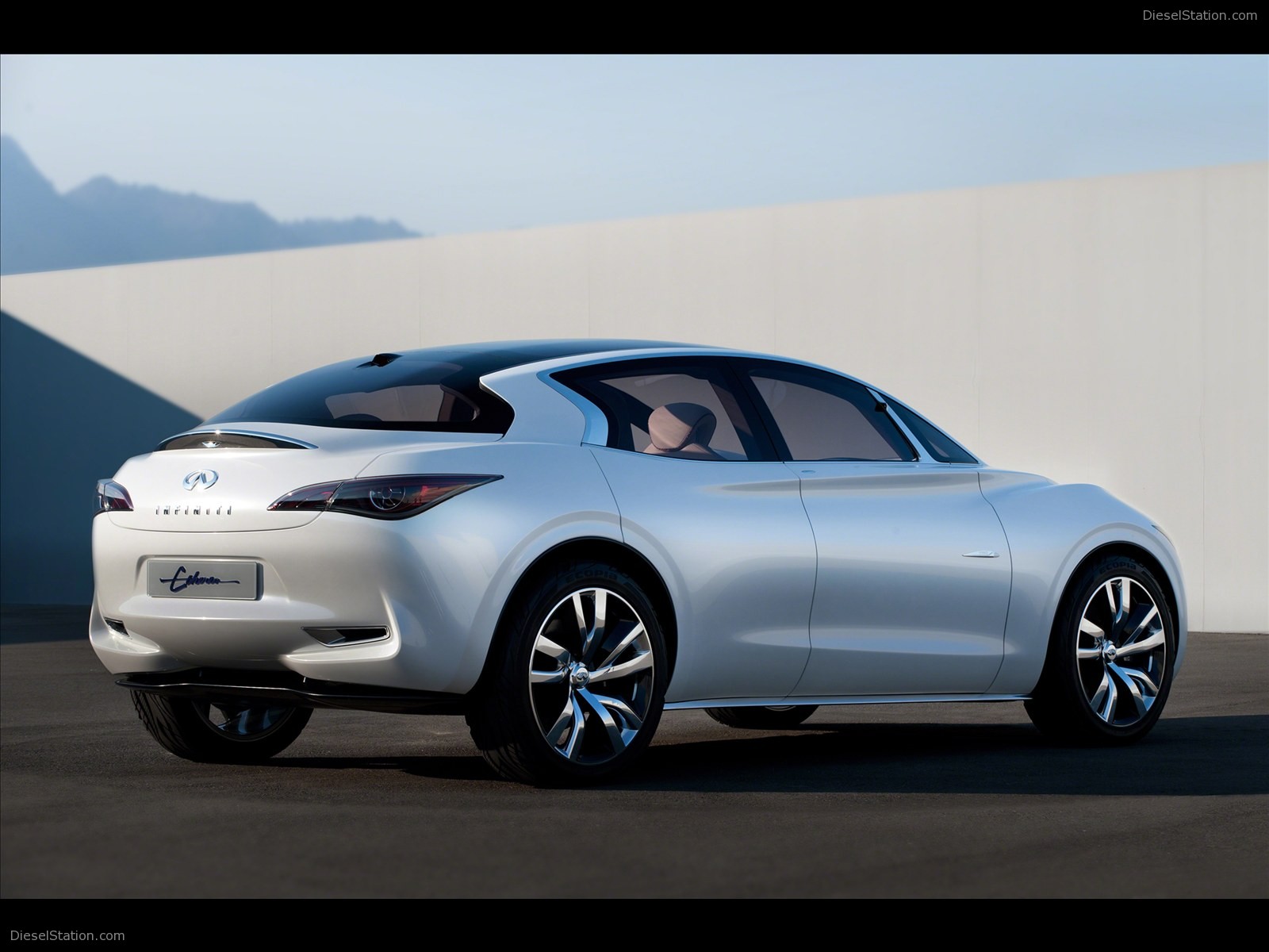 Infiniti Etherea Concept 2011