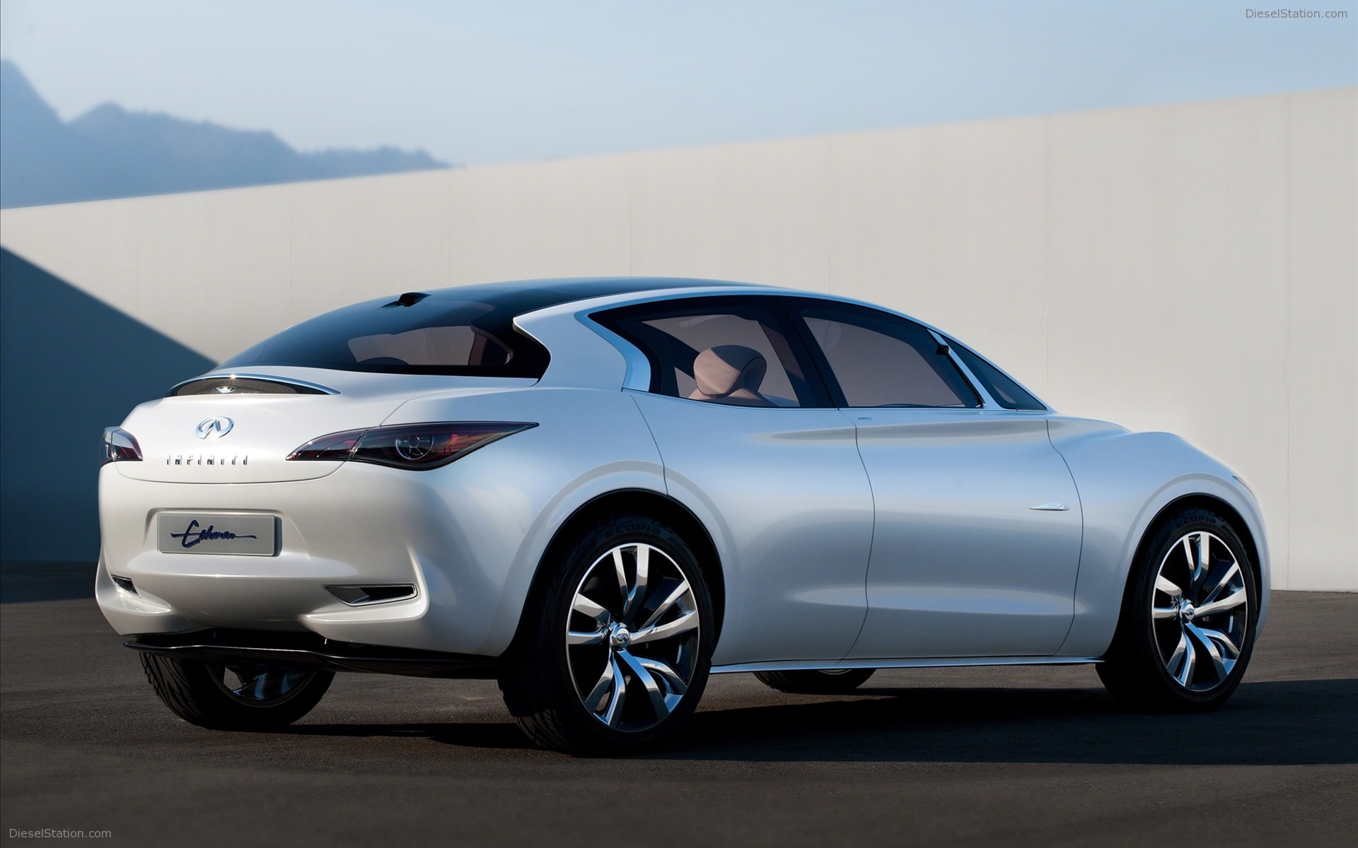Infiniti Etherea Concept 2011