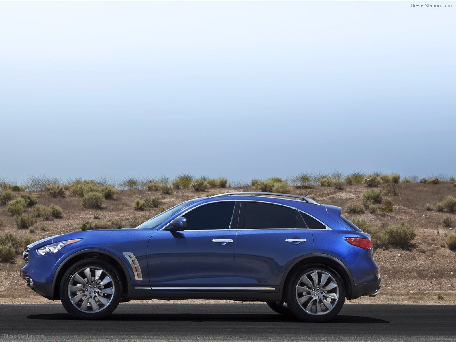 Infiniti FX35 2012