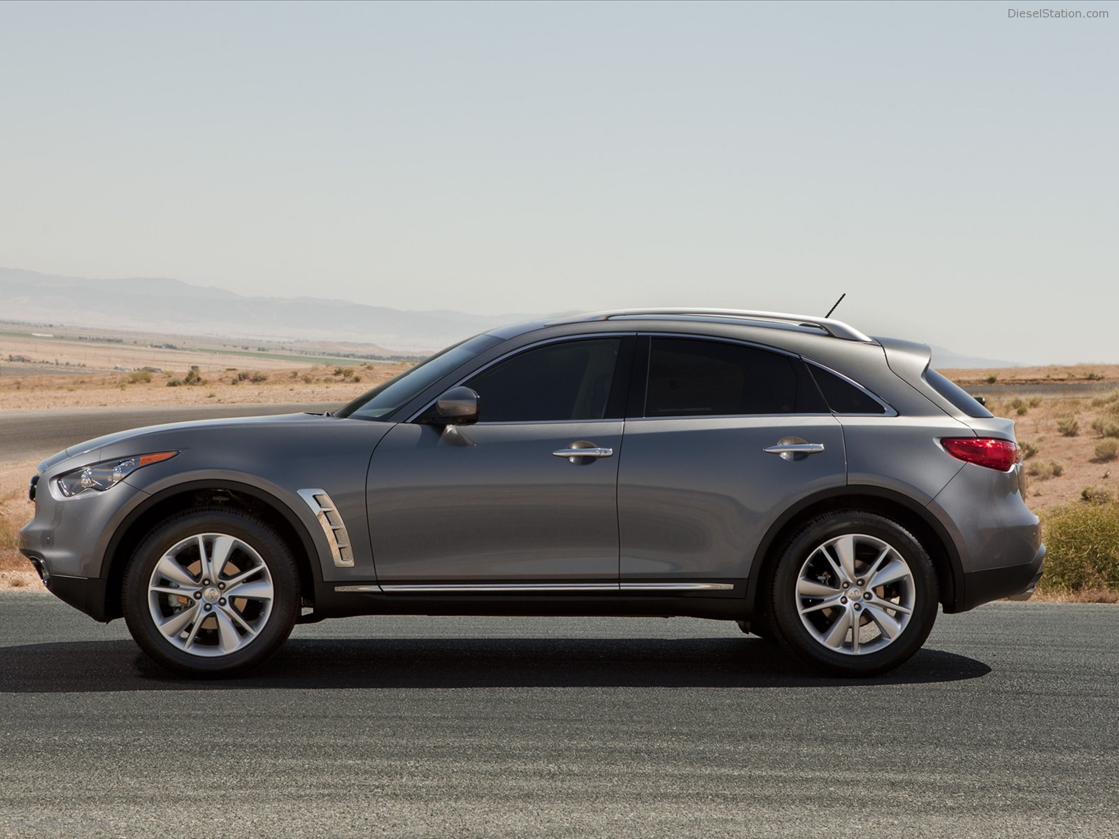 Infiniti FX35 2012